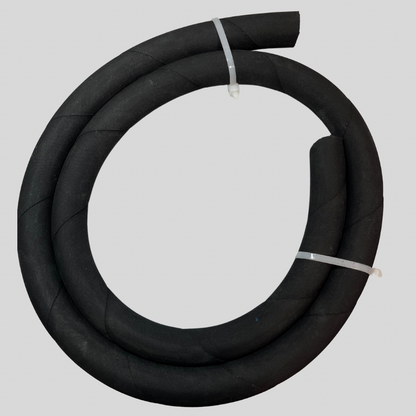 2-meter black rubber hose included in Kawasaki KZ1000 Z1 Z2 oil cooler kit, suitable for universal engine oil circulation systems.