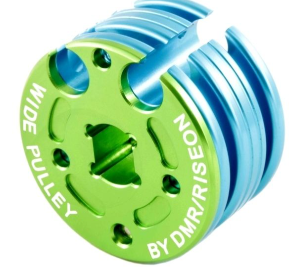 Green and blue pulley system with 'Wide Pulley' text, branded by DMR/Riseon.