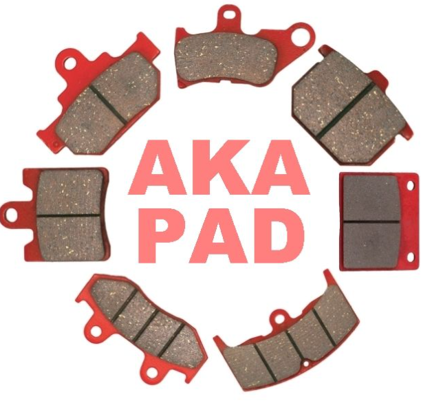 Brake pads with red retaining rings on a white background, featuring 'AKA Pad' branding.