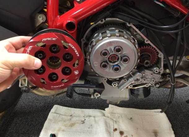 Wet Type Slipper Clutch Product # FA848OIL